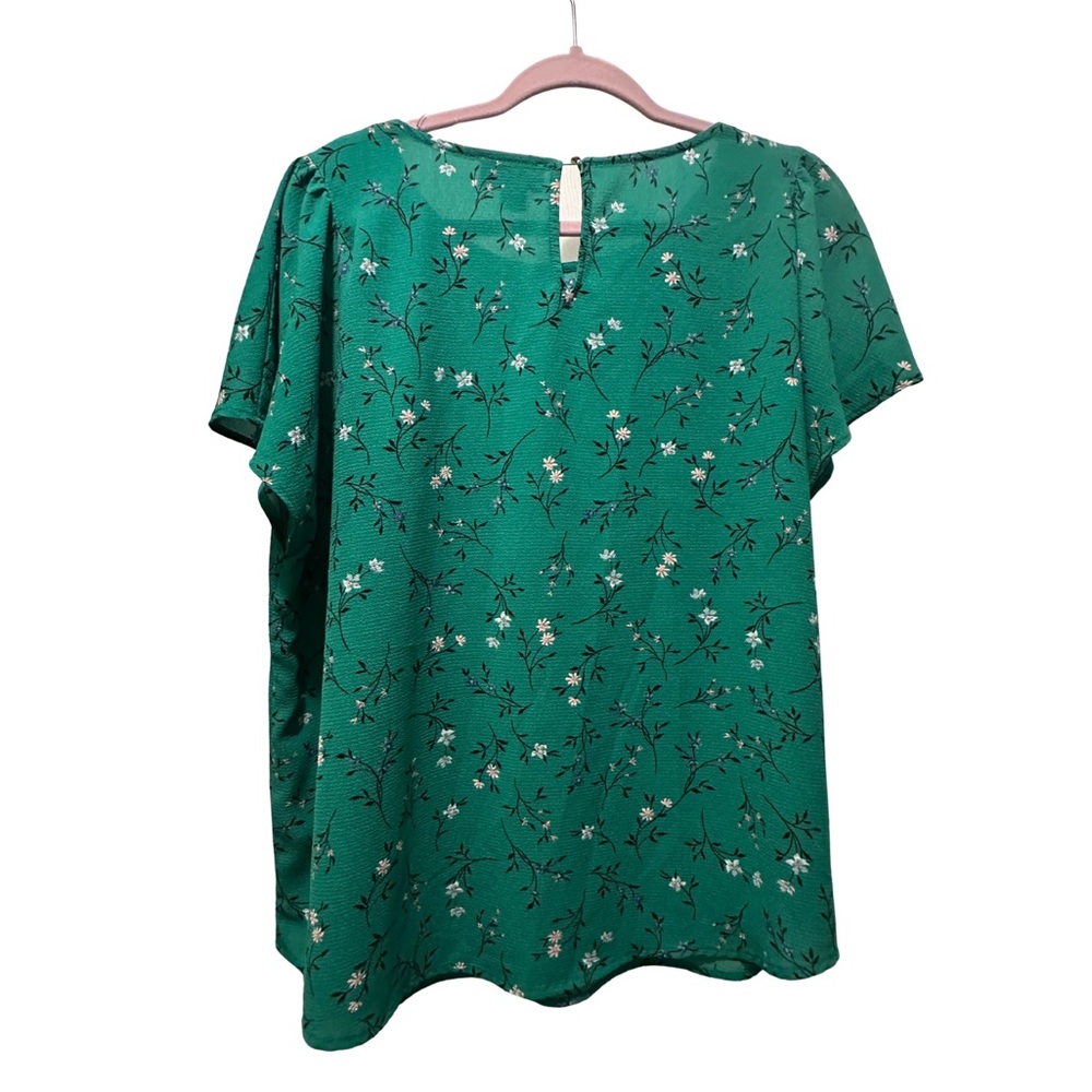 CeCe Green Floral Blouse